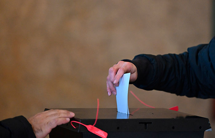 Впервые за 40 лет португальцы не смогли избрать президента в I туре голосования