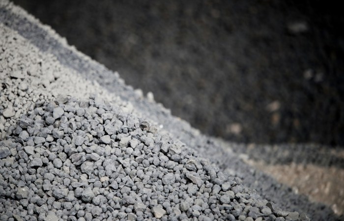 "Цемрос" закрыл несколько предприятий на фоне падения спроса