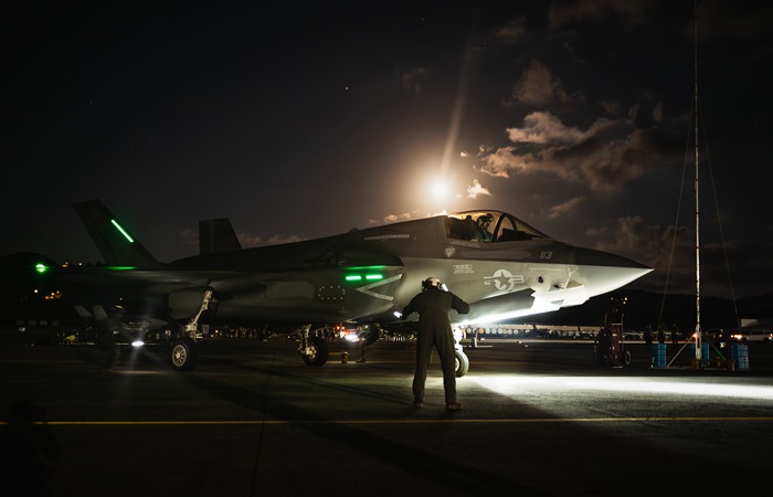 NORAD сообщило об отправке своих самолетов на базу в Гренландии