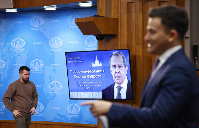 Лавров назвал взаимовыгодной договоренность венгерской MOL и "Газпром нефти" по NIS