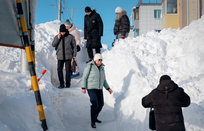 МЧС направит на Камчатку еще семь снегоуборочных машин