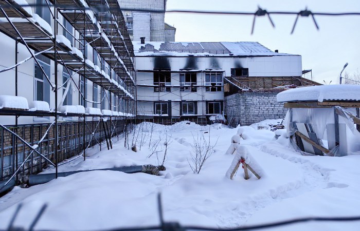 Число погибших из-за пожара в центре подготовки МВД по Коми увеличилось до двух