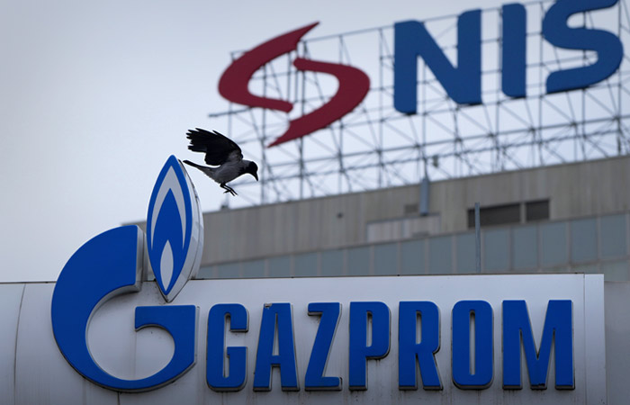 Вучич заявил, что  MOL купит у "Газпром нефти" 56% акций сербской NIS за 0,9-1 млрд евро