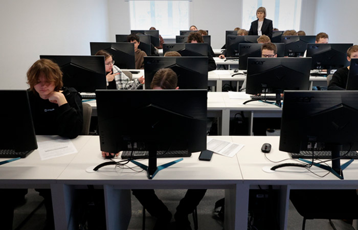 В Думе сообщили о планах ограничить количество платных мест в колледжах