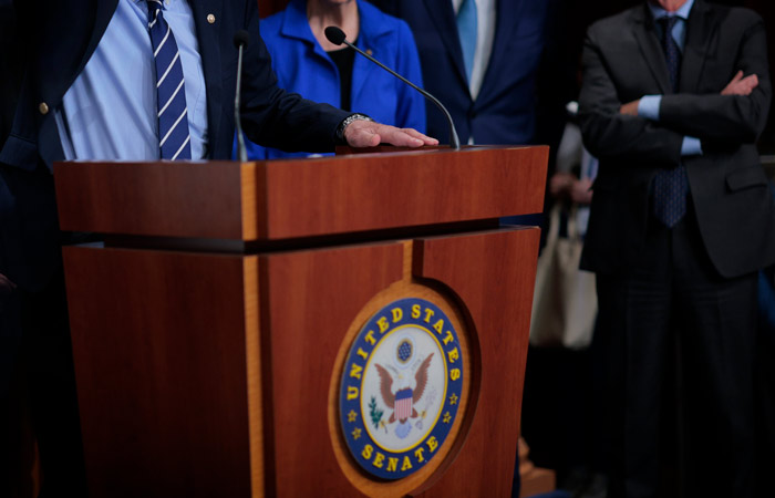 Демократы в Сенате потребовали пересмотра закона о внутренней безопасности