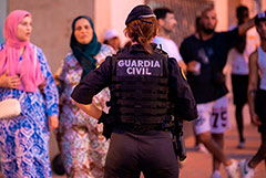 Испания планирует провести легализацию до 500-800 тыс. мигрантов