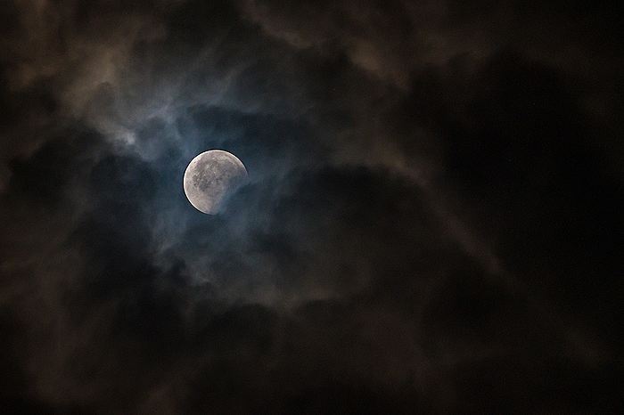 В НПО Лавочкина подсчитали, что размещение АЭС на Луне потребует трех пусков в 2033-2035 годах