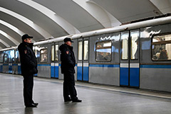 Метрополитен Москвы объяснил досмотр телефонов метро в случаями необходимости