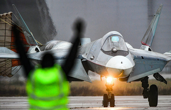 Россия в 2026 году поставит на экспорт истребители пятого поколения Су-57
