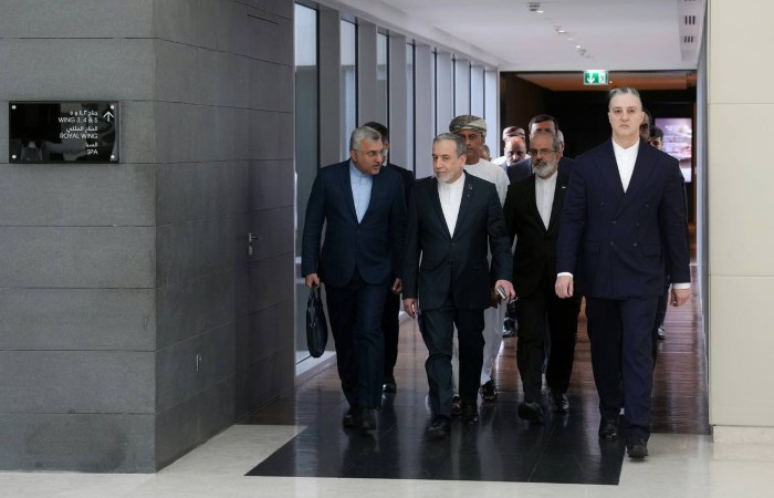 Тегеран на переговорах с Вашингтоном отказался прекратить обогащение урана