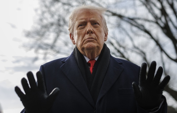 Трамп сообщил об "очень хороших" переговорах с Ираном