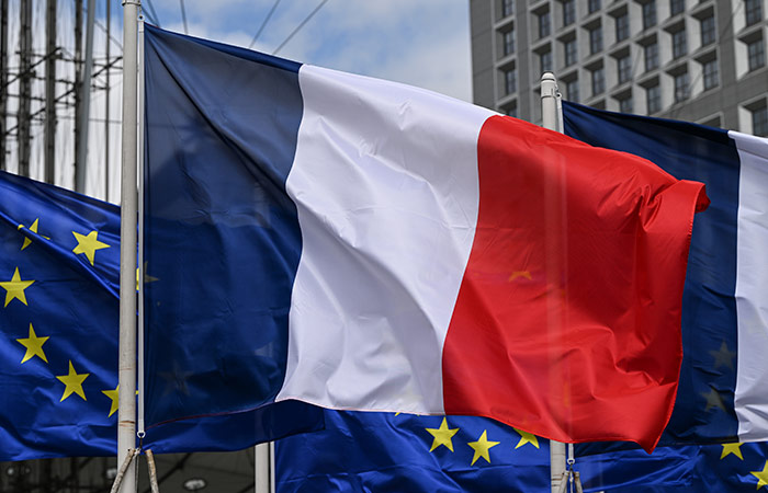 Макрон намерен строить новую архитектуру безопасности в Европе с участием РФ