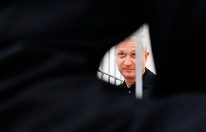 Суд отменил решение об обращении в доход РФ земельного участка и дома по делу Тимура Иванова