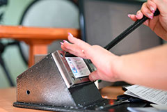 В Подмосковье из-за сбоя остановили выдачу водительских прав