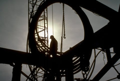 Цены на нефть ушли в минус на сигналах о прогрессе в переговорах США и Ирана