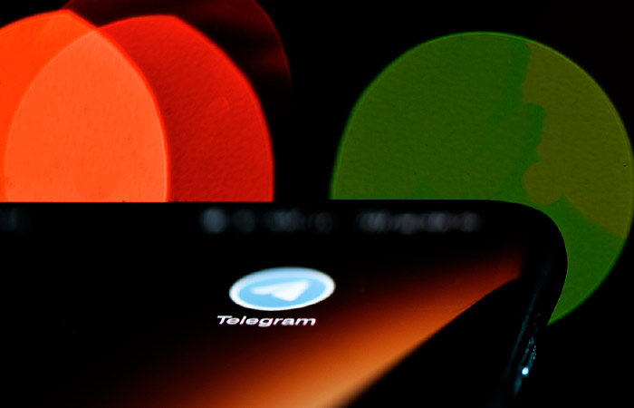 Глава Минцифры заявил, что иностранные спецслужбы читают переписку в Telegram