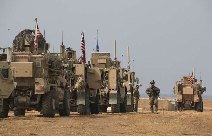 WSJ сообщила о выводе всех войск США из Сирии в течение двух месяцев