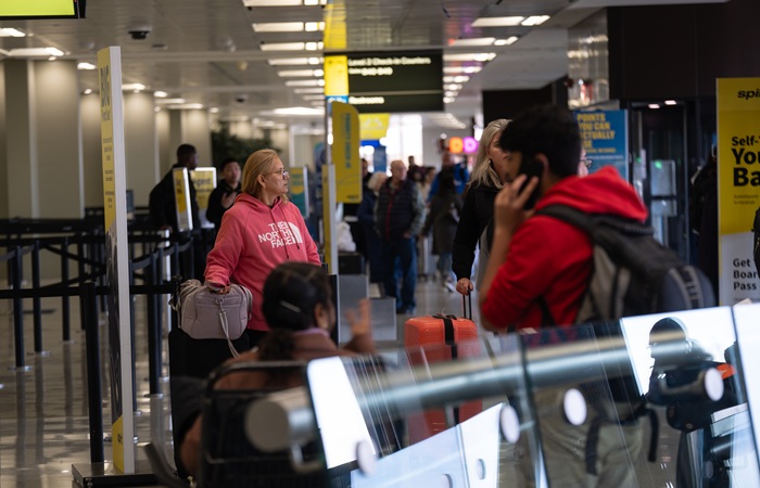 Тысячи авиарейсов отменены в США из-за снежного шторма