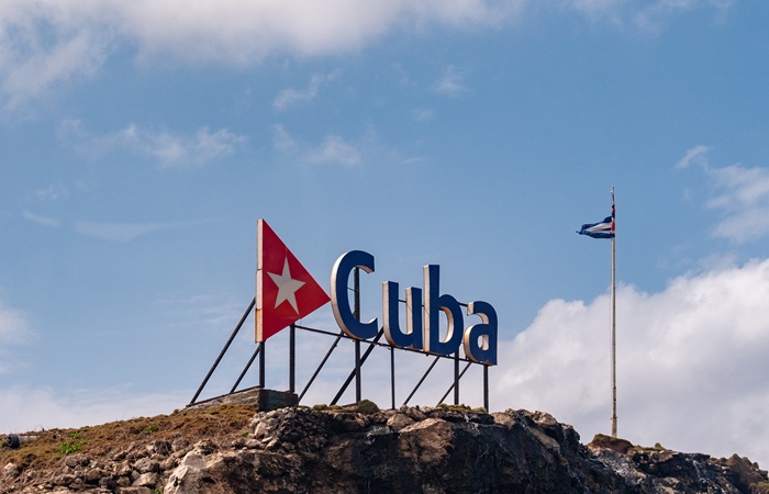 Кубинские пограничники открыли ответный огонь по гражданскому катеру из США, есть жертвы