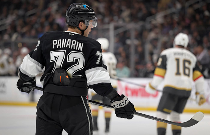 Панарин набрал два очка в дебютном матче за "Лос-Анджелес"
