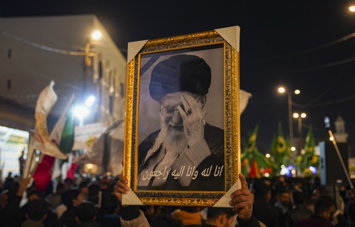 Глава МИД Ирана заявил, что смерть Хаменеи открыла ящик Пандоры