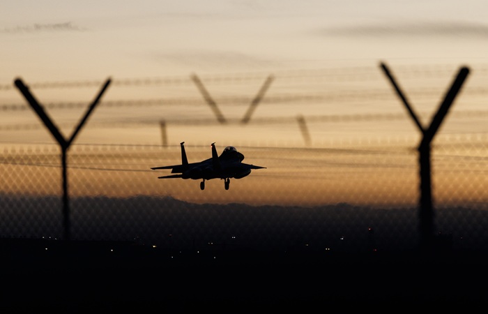 Великобритания разрешила США использовать свои базы для ударов по объектам Ирана