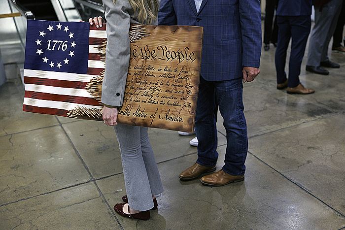 Голосование в Сенате США по операции в Иране: строго по партийной линии