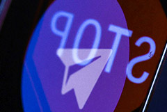 Путин заявил об опасности неподконтрольных РФ систем связи для военных в зоне СВО