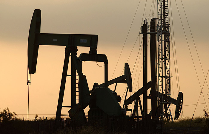 Brent подорожала на 3,26% до $84,05 за баррель