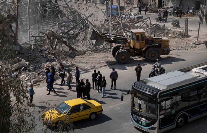 Американские военные заявили, что поразили в Иране 3 тыс. целей, 43 корабля