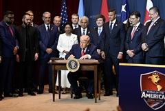 Трамп объявил о создании военной коалиции по борьбе с наркоторговлей в Латинской Америке