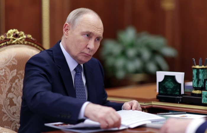 Путин считает, что в отношениях ЕС и Украины "хвост виляет собакой"