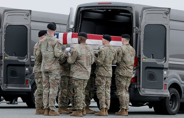 Число погибших в ходе операции против Ирана американских военных выросло до восьми человек