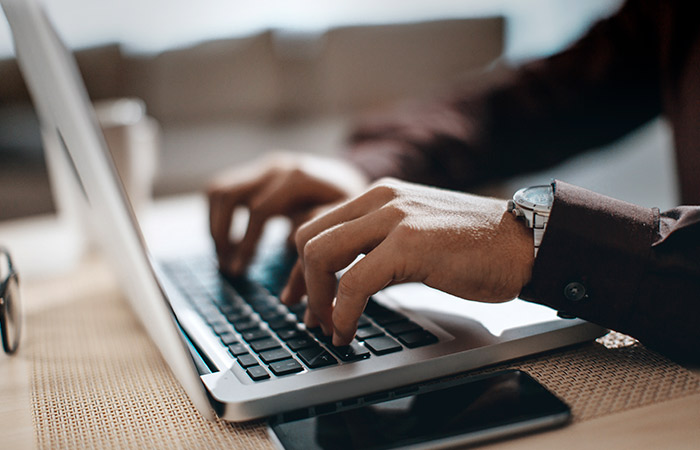 Кремль заявил о необходимости дополнительного анализа проблем бизнеса от ограничений интернета