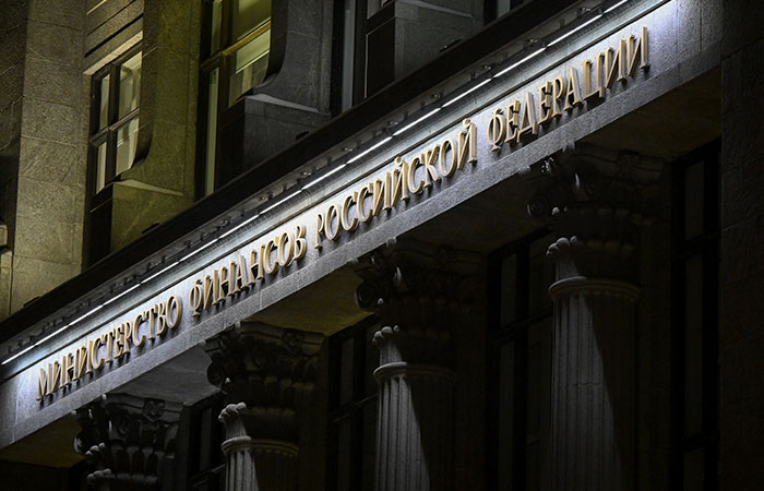 Дефицит бюджета РФ в январе-феврале составил 3,5 трлн руб., или 1,5% ВВП