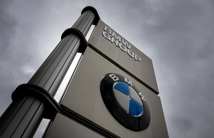 BMW сократила годовую выручку на 6,3% и ждет дальнейшего снижения из-за пошлин Трампа