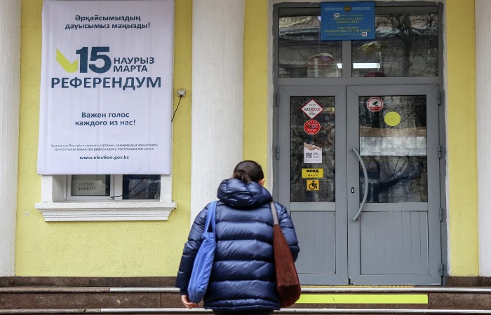 В Казахстане началось голосование на референдуме по новой Конституции