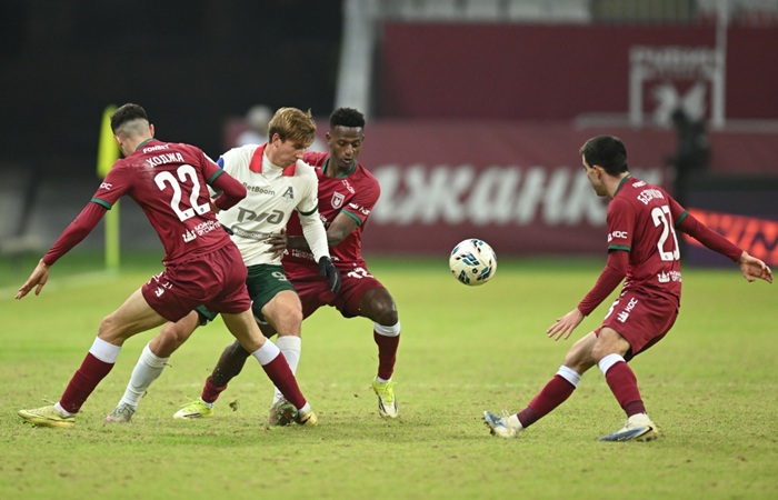 "Рубин" разгромил "Локомотив" в РПЛ