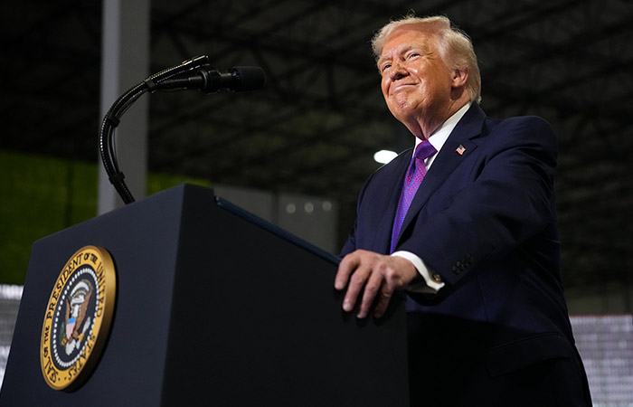 В Белом доме не исключили переноса визита Трампа в Китай