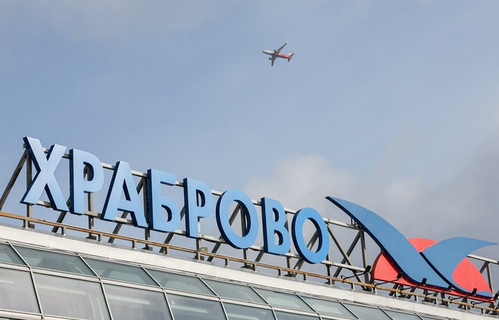 В расписании аэропорта Калининграда возможны корректировки из-за ограничений в Ленобласти