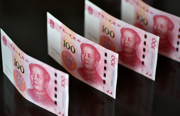Юань поднялся выше 12 рублей впервые с 11 сентября 2025 года