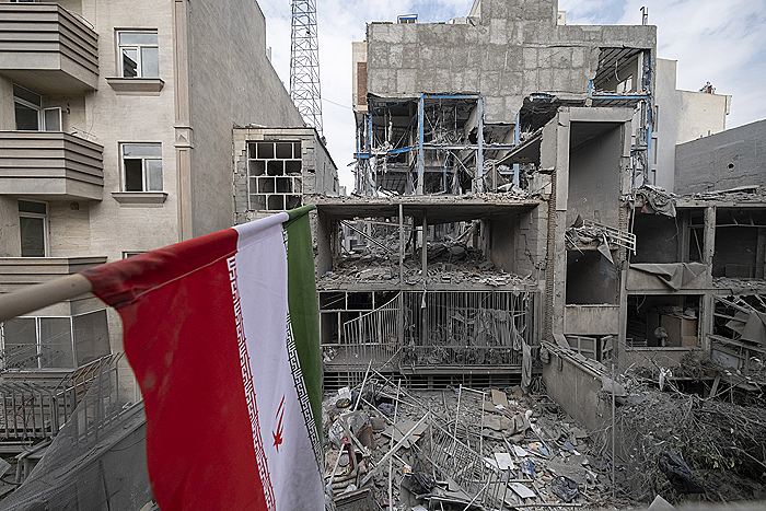 Эксперт Добрева о конфликте вокруг Ирана: это еще вопрос - у кого раньше закончатся ракеты и дроны