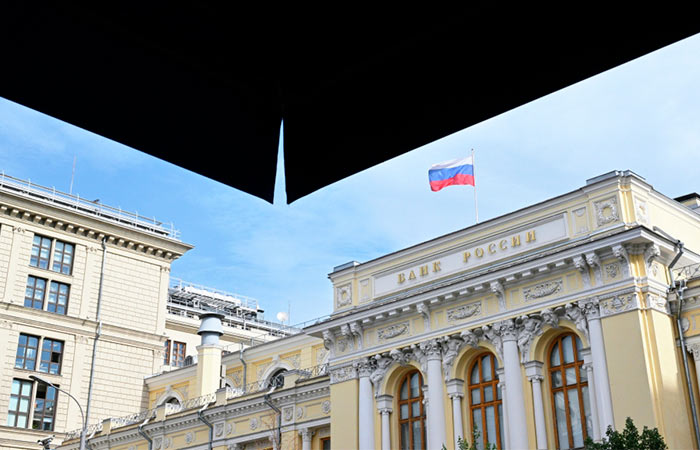 Банк России ожидаемо снизил ключевую ставку на 50 б. п. - до 15%