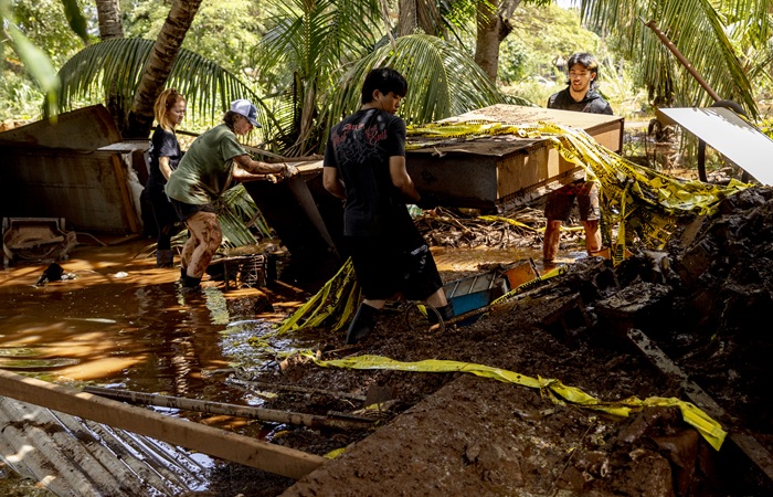 Более 2 тыс. человек на Гавайях остались без электричества после сильного наводнения