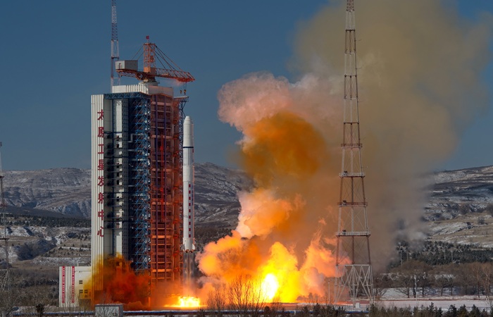 Китай вывел на орбиту два спутника дистанционного зондирования Земли