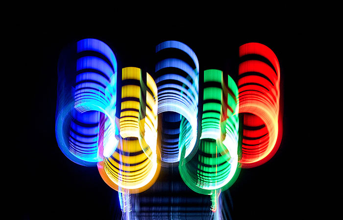 МОК запретил трансгендерам выступать в женских соревнованиях на ОИ