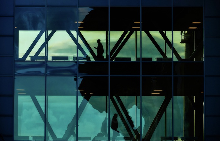 Число задержанных и отмененных рейсов в аэропорту Пулково превысило 60