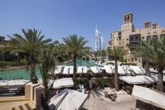 Отели Дубая сокращают персонал на фоне ближневосточного кризиса