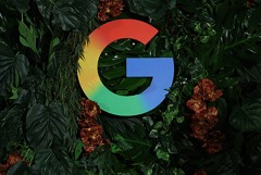 Google ����������� �� 3,8 ��� ������ �� ���������� ������������ � �� ��������