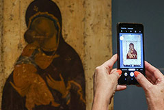 Владимирскую и Донскую иконы из собрания Третьяковской галереи передадут РПЦ